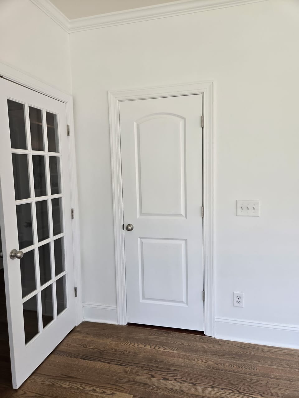 The finished wall after the drywall repair and paint